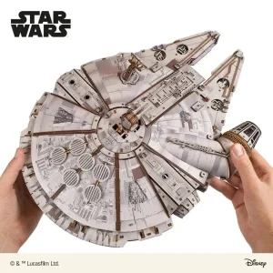 Ugears Millennium Falcon Modell Med Blå LED Hyperdrive